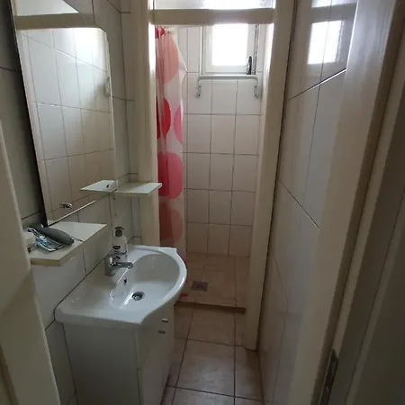Апартаменты Lakic Apartmans